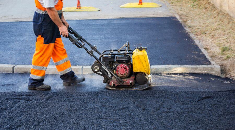 Professional gutter cleaning in Griffithsville, WV